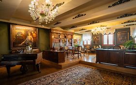Palazzo Bembo - Exclusive Accommodation